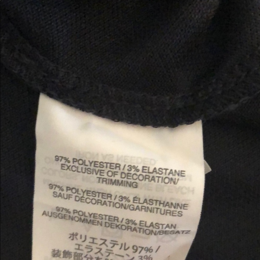 J crew NWOT boys black polo shirt size 6/7 - Picture 3 of 3